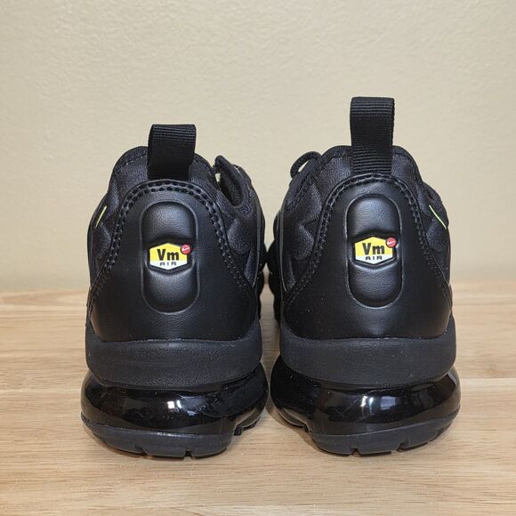 Nike Air VaporMax Plus Neon Black CW7478-001 Men\'s Size 7 Women\'s 8.5 main image 3